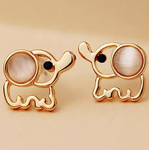 everrealli Jewelry - Gold Tone Elephant Stud Earrings ear ring